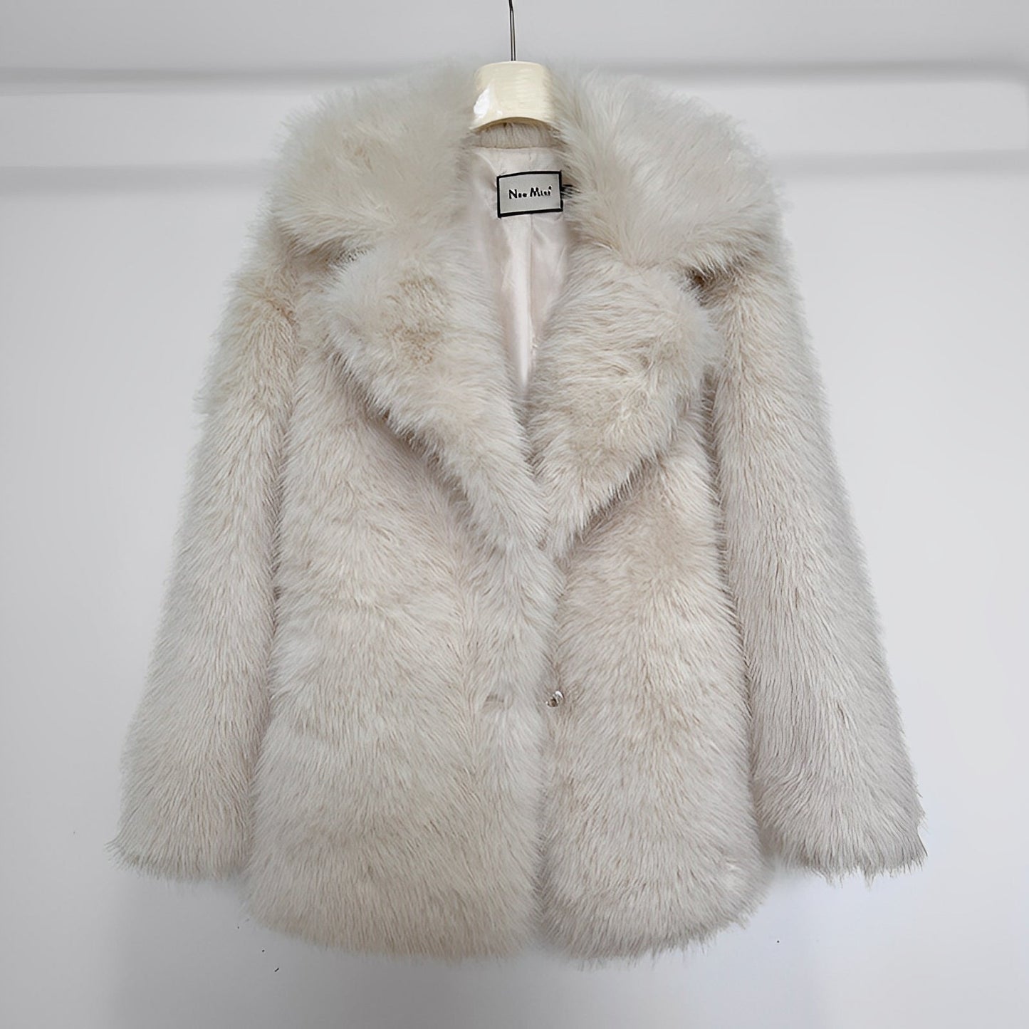 Veste courte femme en fausse fourrure douce coupe ample