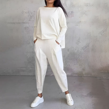Modische Damen-Kleidung Satz mit Hoodie-Look - IdealeKleiden