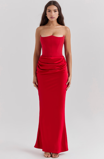 Élégante robe longue pour invitée de mariage