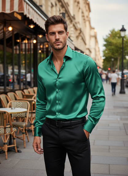 Élégante chemise en soie pour homme