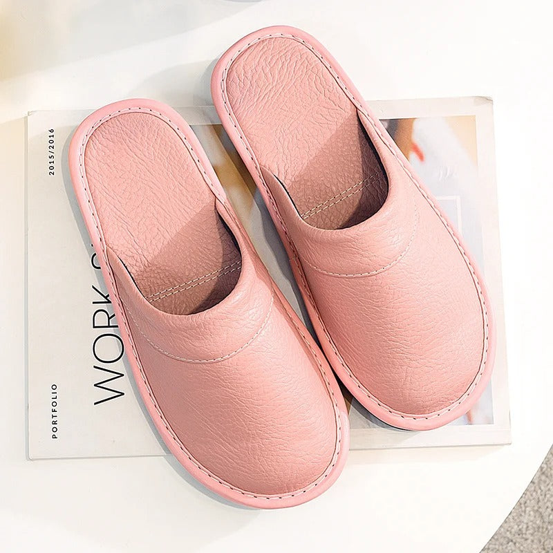 Pantoufles unisexes confortables aspect cuir synthétique