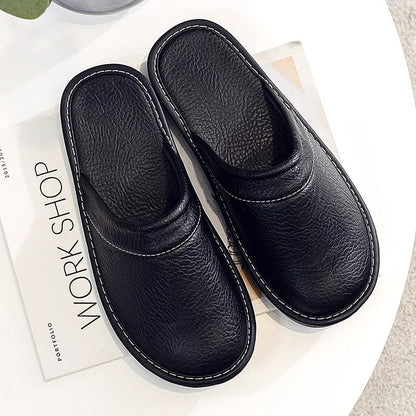 Pantoufles unisexes confortables aspect cuir synthétique