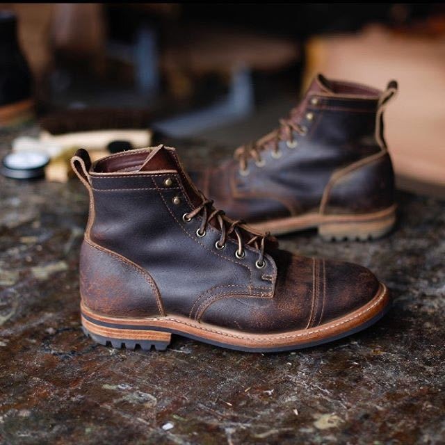 Bottines élégantes imitation cuir à lacets
