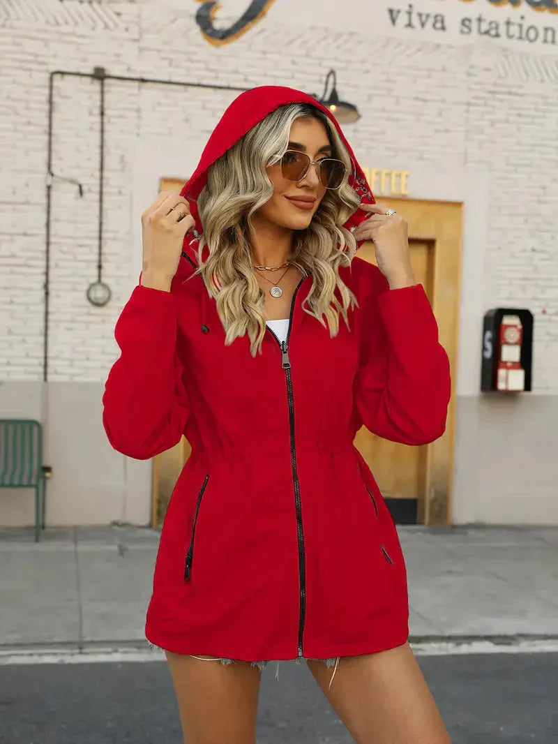 Imperméable femme à capuche et imprimé floral