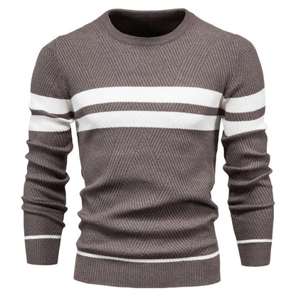 Pull en tricot homme col rond rayé moderne