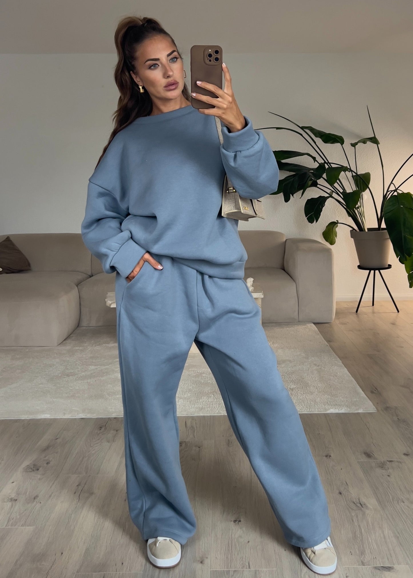 Jogging moderne femme élégant