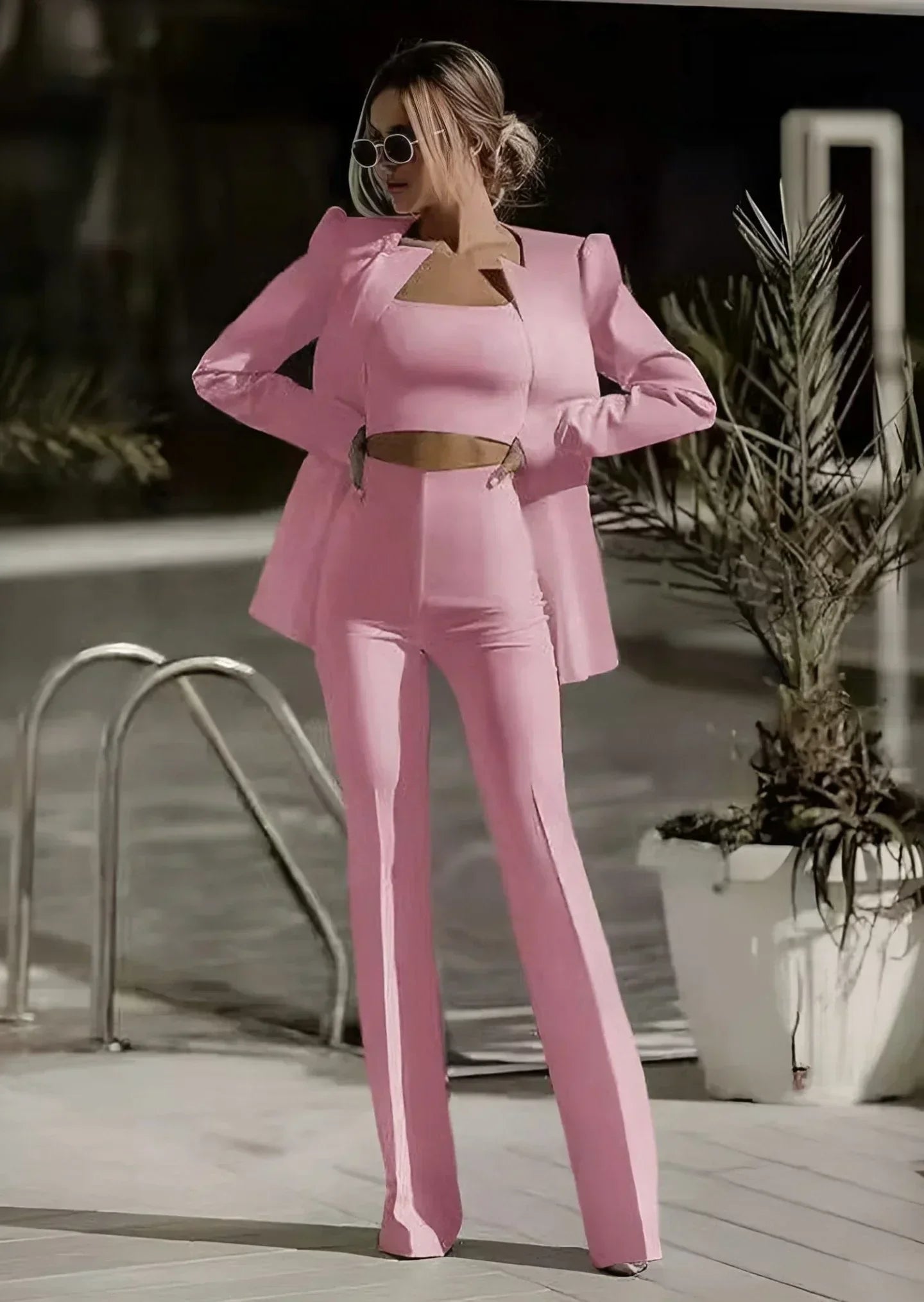 Ensemble tailleur 3 pièces élégant pour femme