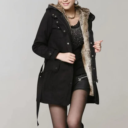 Parka stylé Isabella pour femmes avec garnissage en fausse fourrure