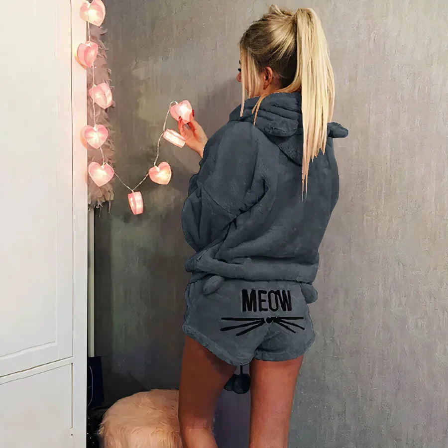 Ensemble pyjama femme : Haut et short en coton