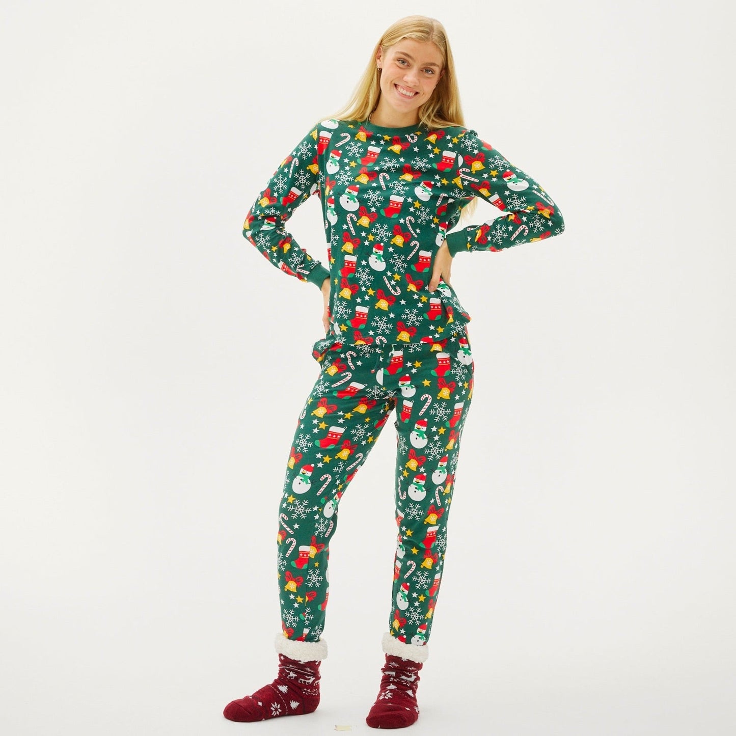Gemütliche Weihnachts-Pyjamas Damen - IdealeKleiden