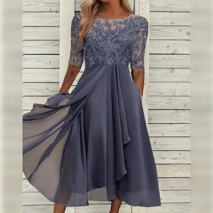 Robe élégante mi-longue de cocktail pour femme