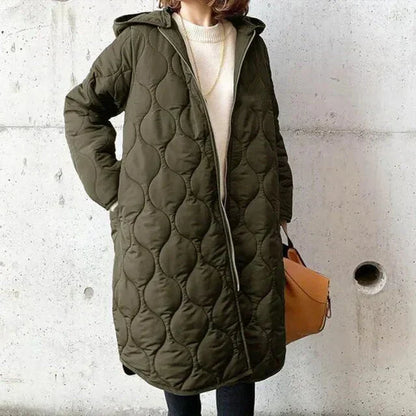 Beau long manteau classique matelassé pour femme