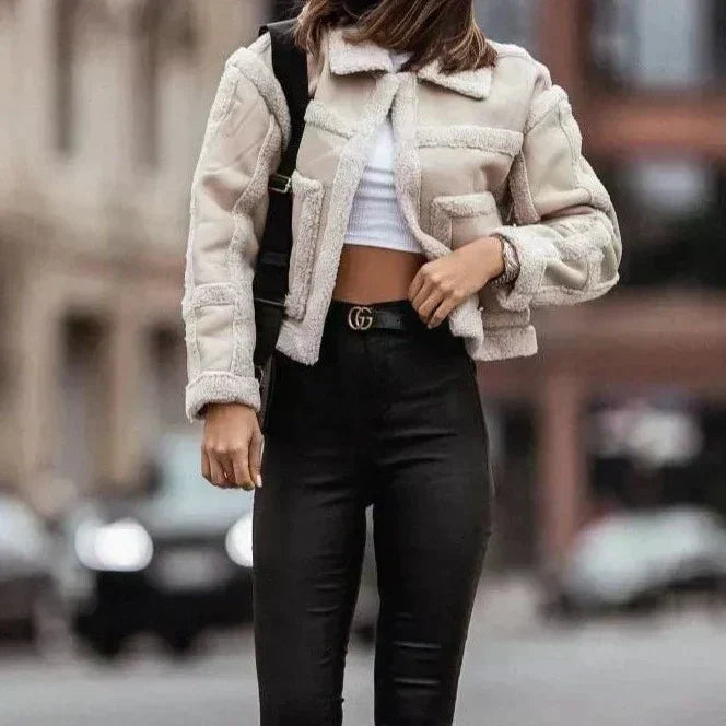 Veste en cuir au design patchwork, imperméable et robuste