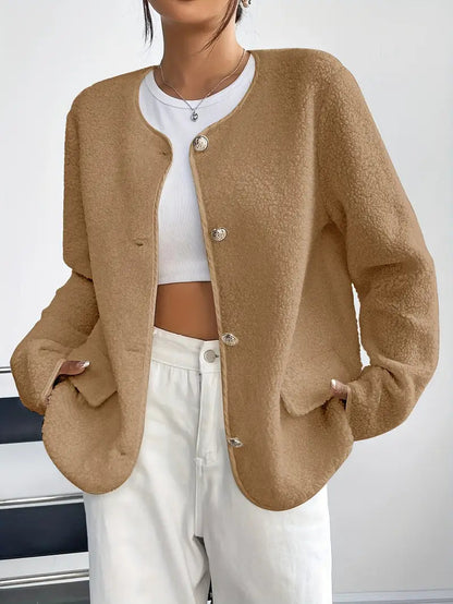 Cardigan col rond femme au design élégant