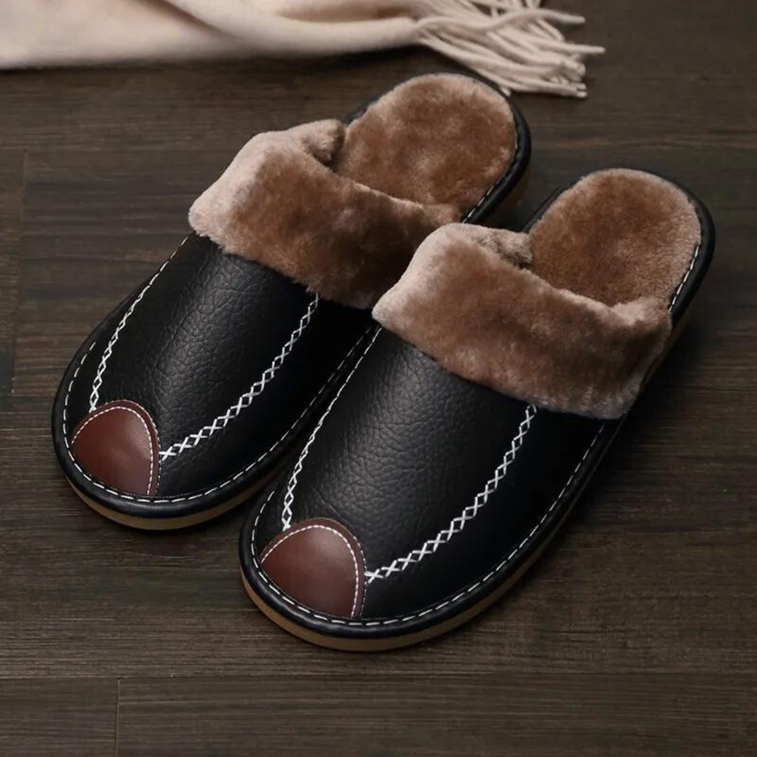 Pantoufles en cuir Semelle intérieure en fourrure douce