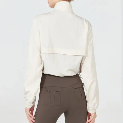 Doudoune femme coupe moderne avec fermeture éclair quart de longueur