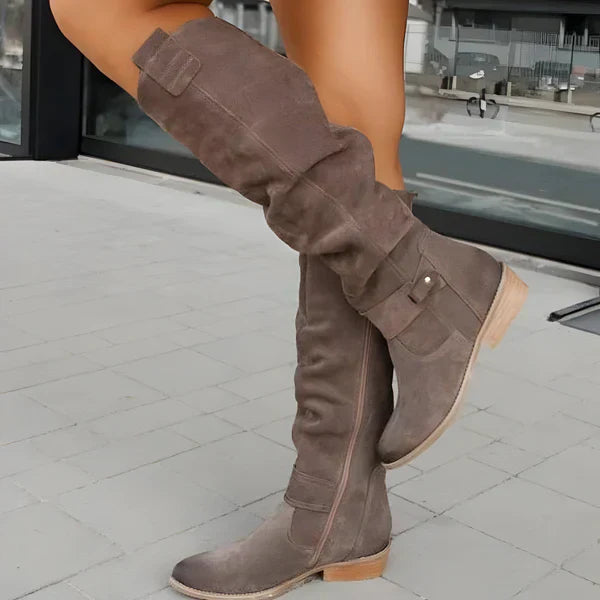 Bottes élégantes en daim hauteur genou élégance