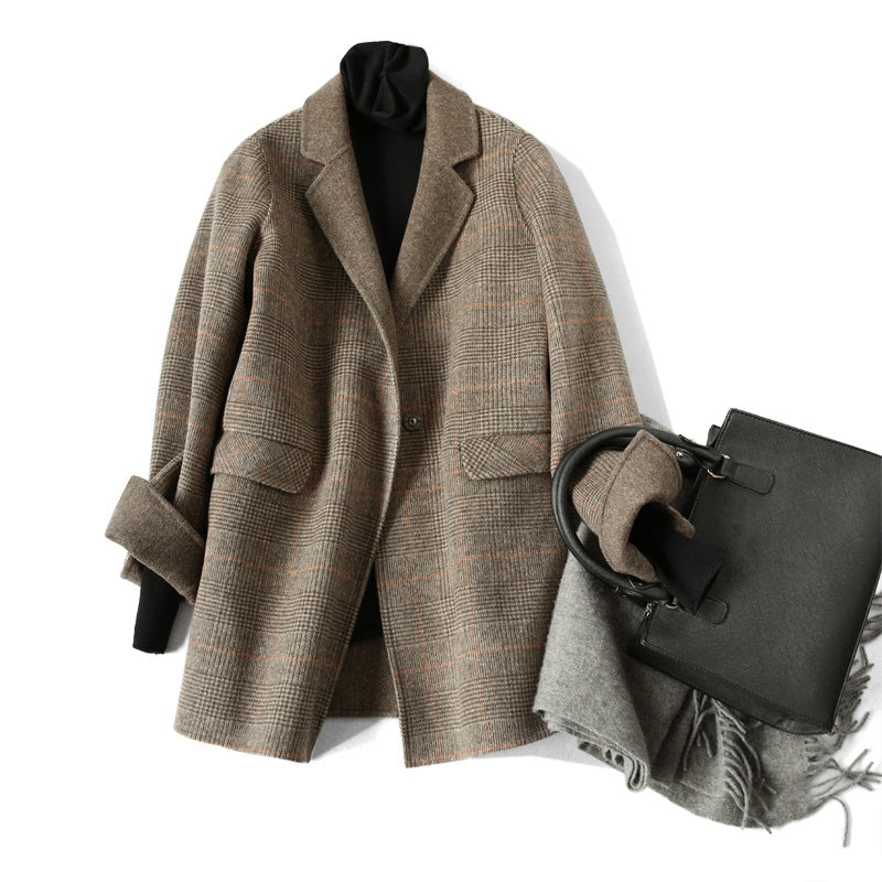 Veste en laine à carreaux pour femme avec col à revers