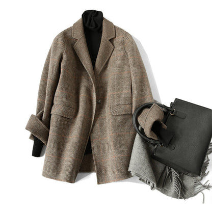 Veste en laine à carreaux pour femme avec col à revers