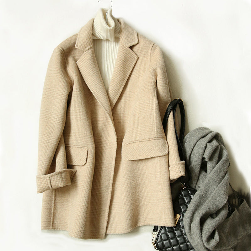 Veste en laine à carreaux pour femme avec col à revers