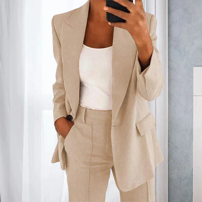 Ensemble de tailleur élégant pour femme