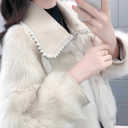 Luxus Jacke Kunstpelz Perlendetails - IdealeKleiden
