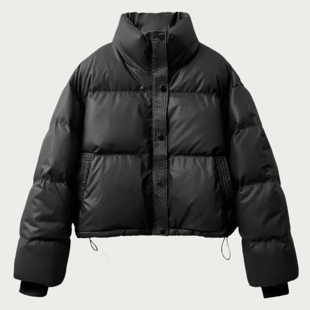Veste courte femme chaude isolée