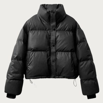 Veste courte femme chaude isolée