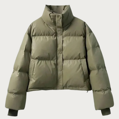 Veste courte femme chaude isolée
