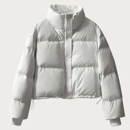 Veste courte femme chaude isolée