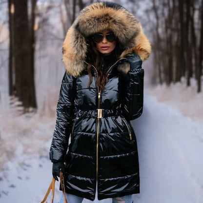 Warme Winterjacke mit Kapuze Glanzstoff - IdealeKleiden