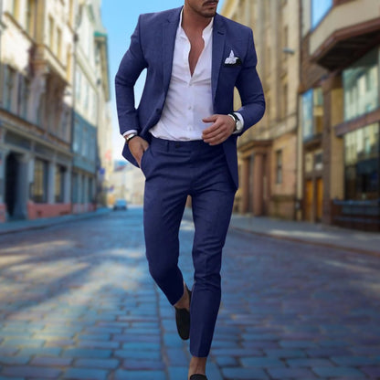 Costumes élégants pour hommes coupe slim