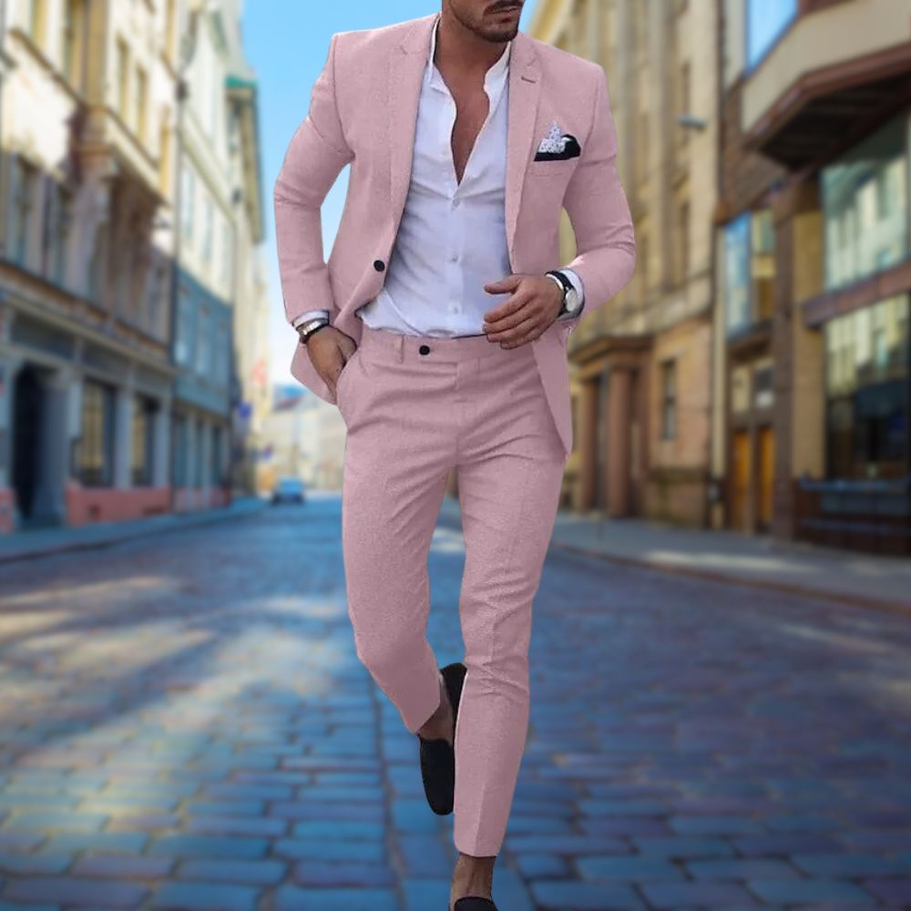 Costumes élégants pour hommes coupe slim