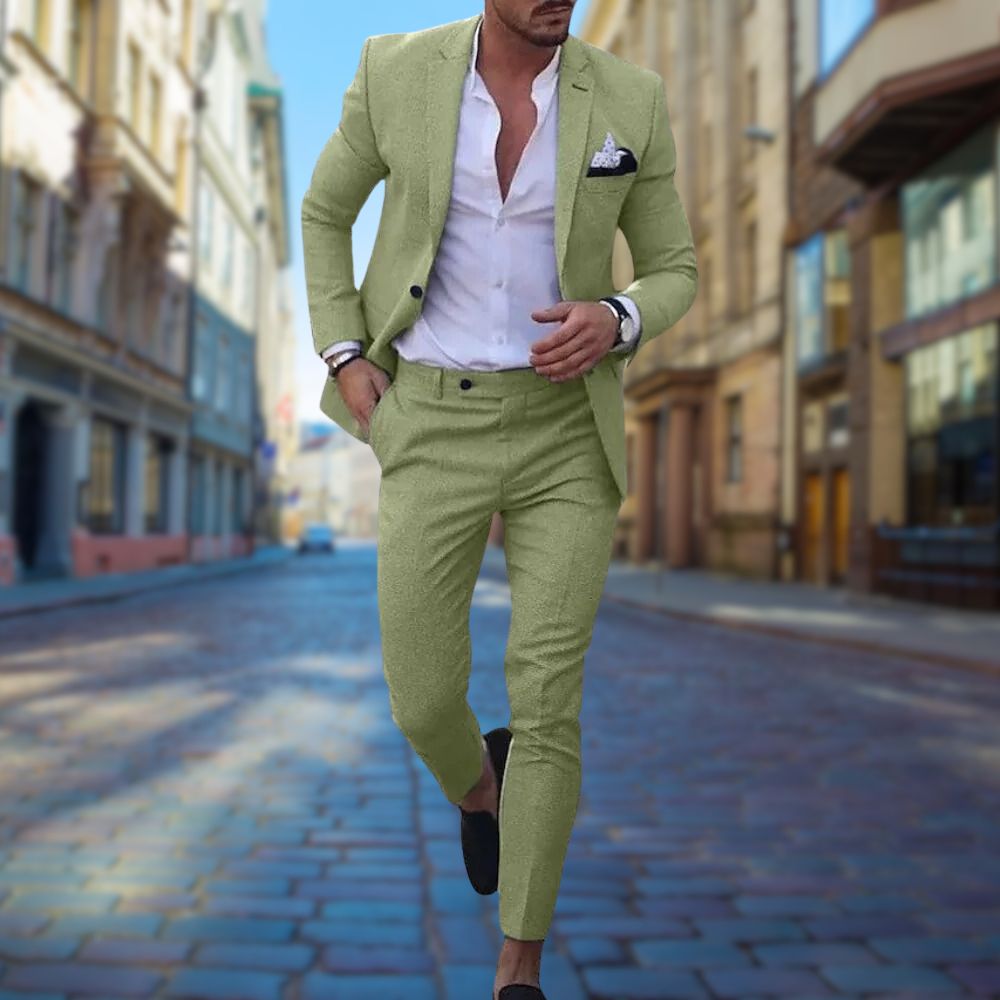 Costumes élégants pour hommes coupe slim