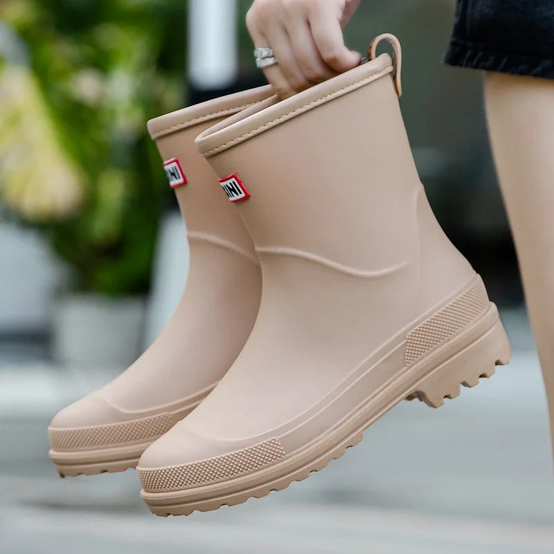 Bottes de pluie femme tendance imperméables et élégantes