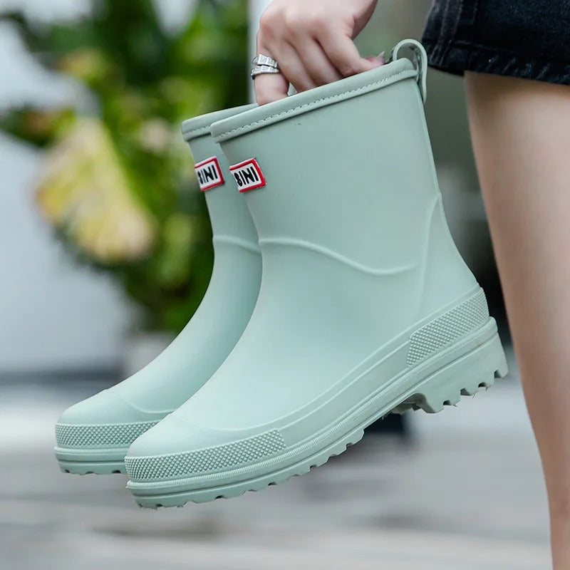 Bottes de pluie femme tendance imperméables et élégantes