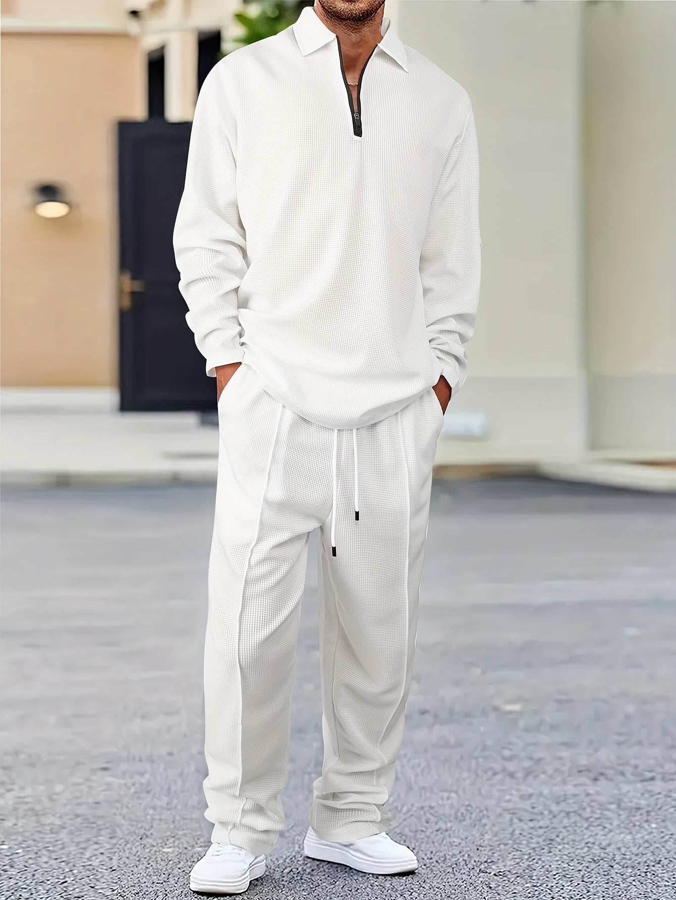 Ensemble homme chemise zippée et pantalon à cordon