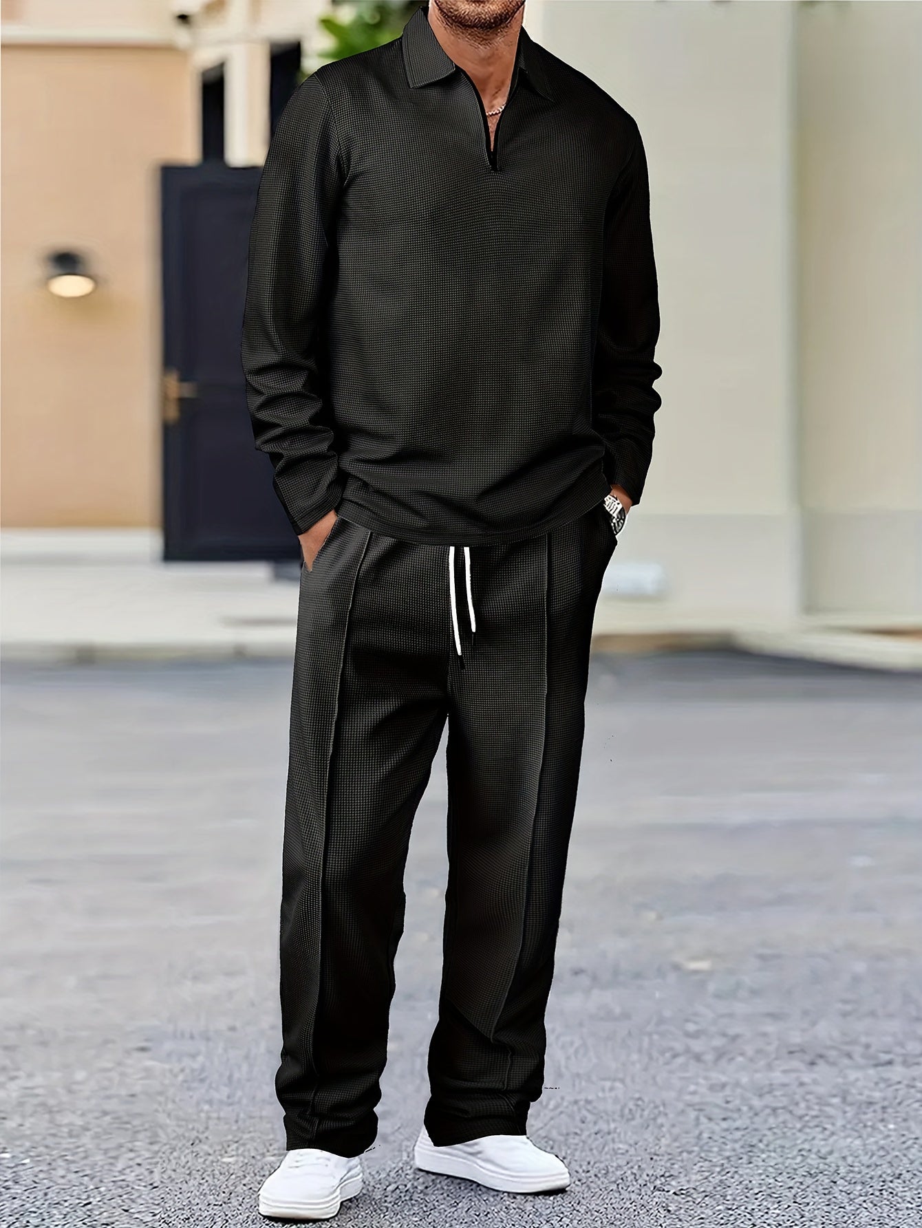 Ensemble homme chemise zippée et pantalon à cordon