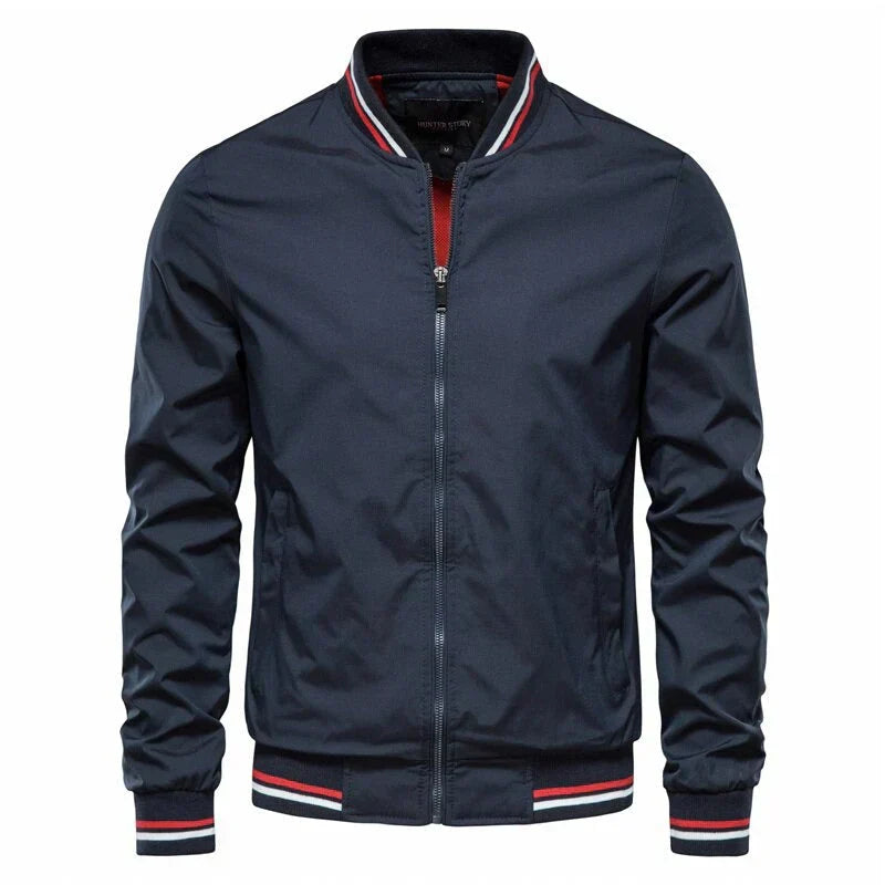 Blouson aviateur homme élégant et moderne