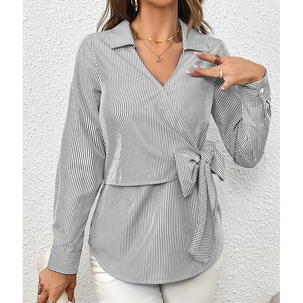 Robe portefeuille élégante ajustée à manches longues