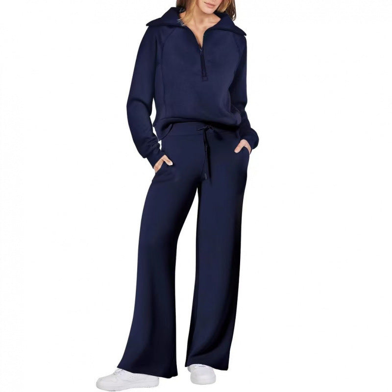 Ensemble de sport pour femme avec col montant et bretelles