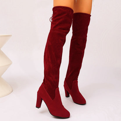 Bottes cuissardes femme élégantes à talons hauts