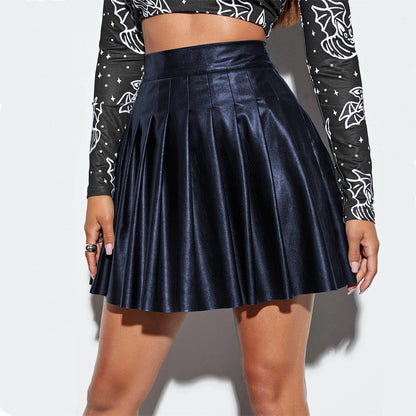 Jupe plissée femme élégante aspect brillant