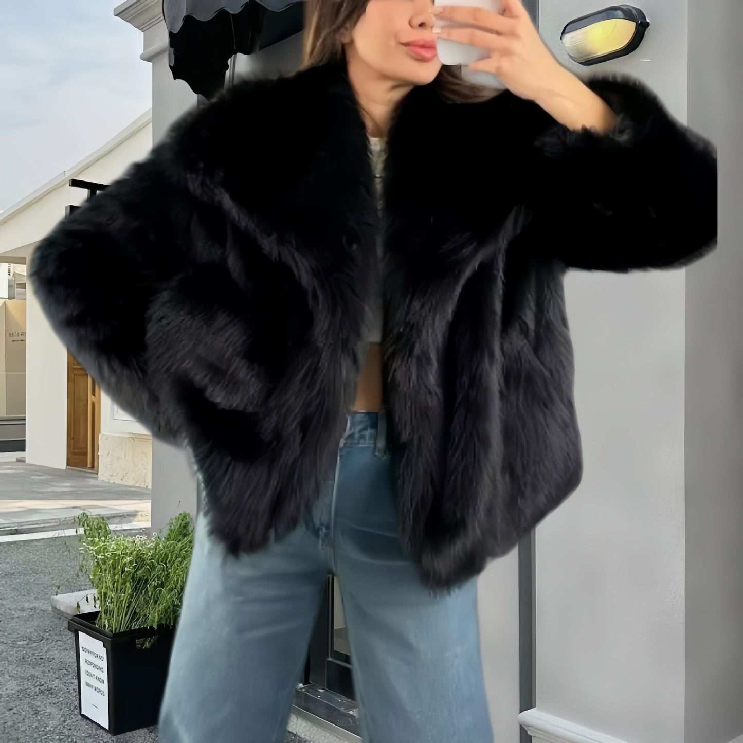 Veste en fourrure souple et élégante pour femme