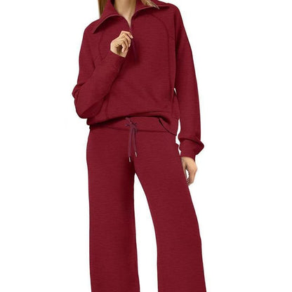 Ensemble de sport pour femme avec col montant et bretelles