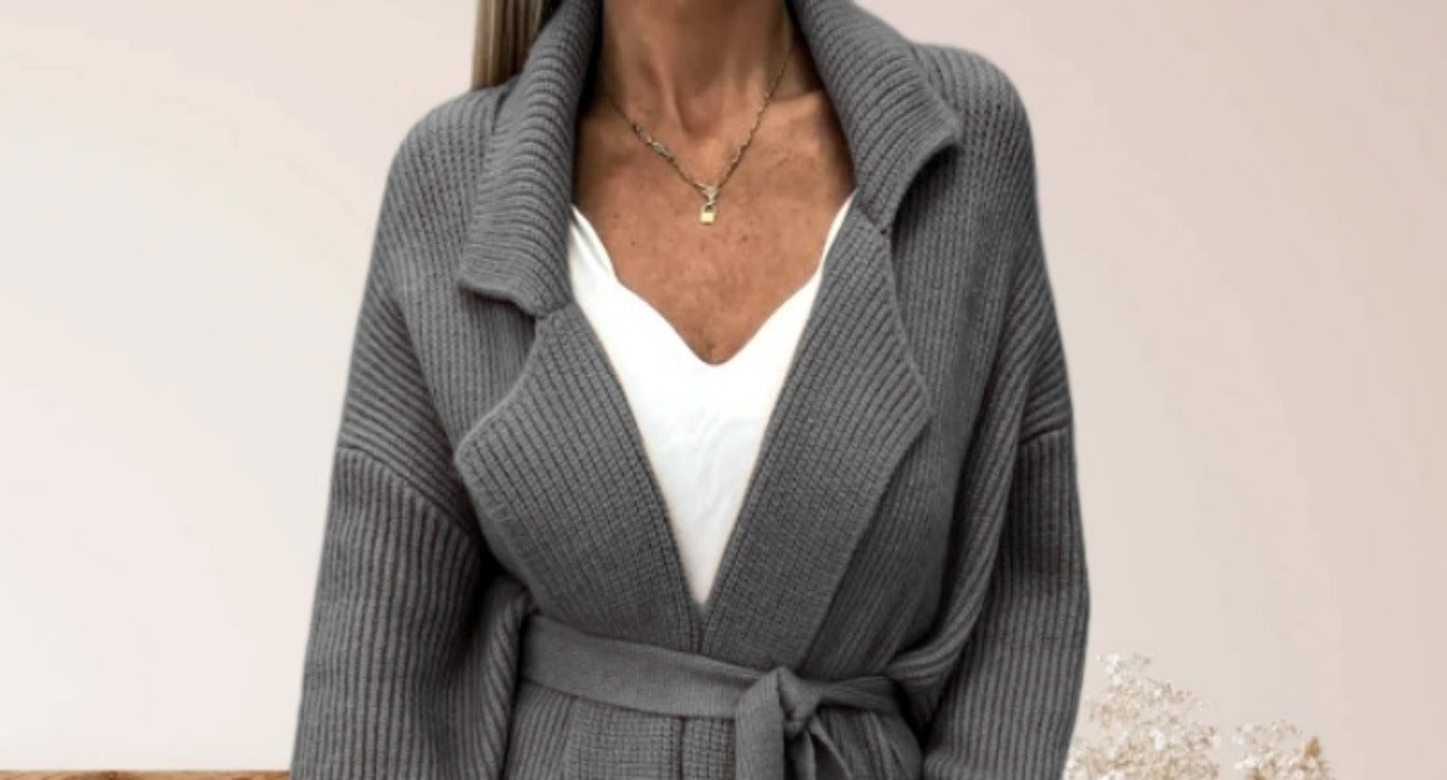 Cardigan élégant pour femme avec ceinture et revers larges