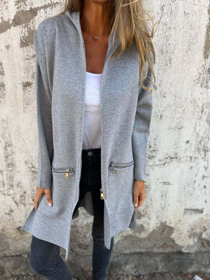 Veste à capuche zippée pratique