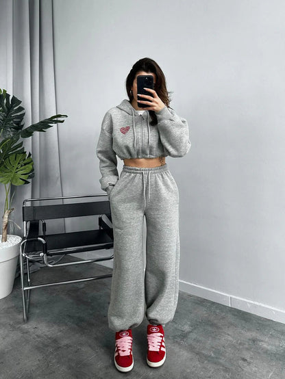 Ensemble de survêtement femme : sweat à capuche et pantalon de jogging confortable