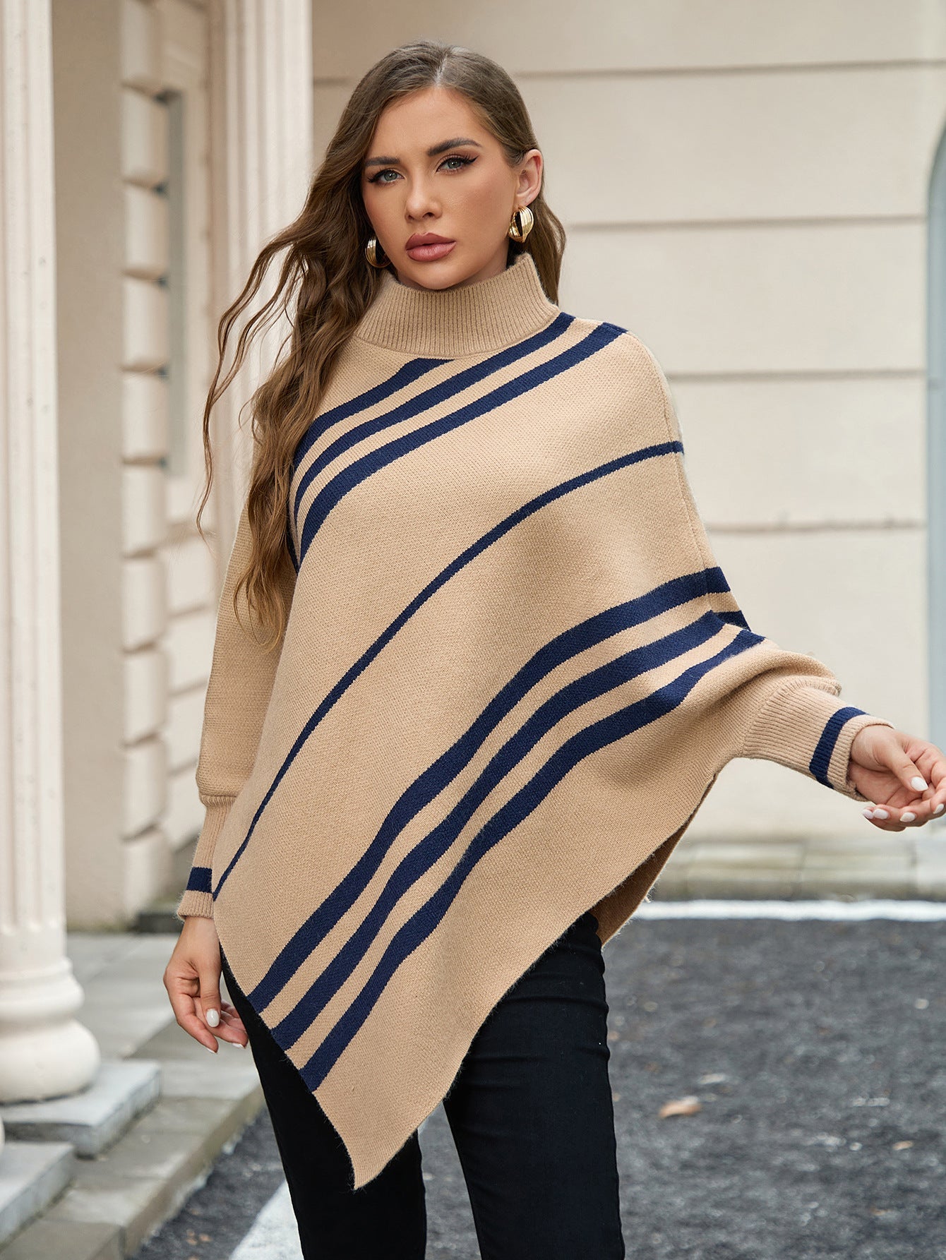 Poncho à rayures design moderne pour femme