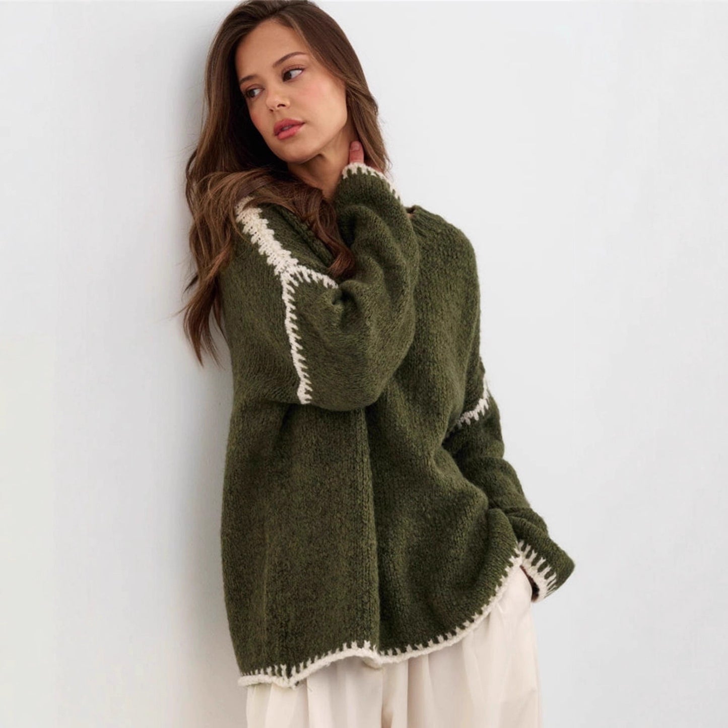 Weicher Damen Pullover mit Kontrast Details - IdealeKleiden